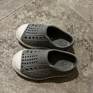 Native slip on gray shoes. Size C5.